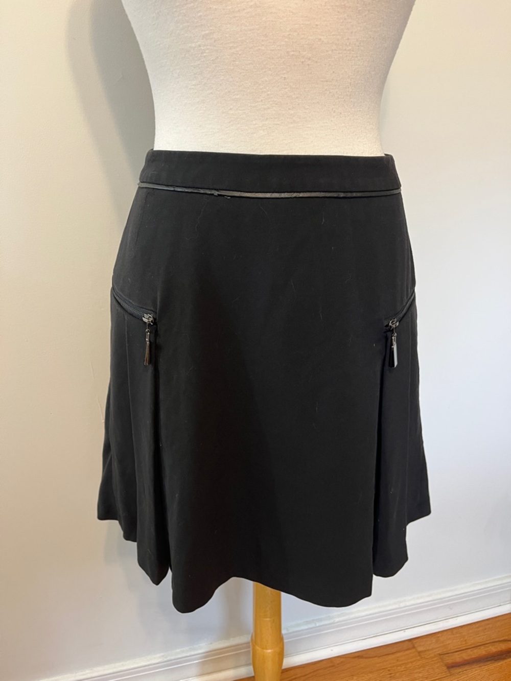 Philosophy Black Pleated Exposed Zippers Skirt Sz 2 Goth Steampunk Vibes